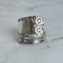 Load image into Gallery viewer, Spoon Rings