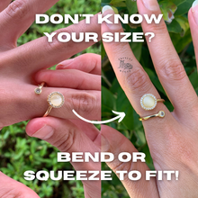 Load image into Gallery viewer, Cat Eye Style Fidget Ring