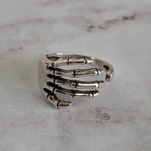 Load image into Gallery viewer, Present Realm Adjustable Rings