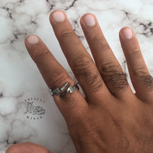 Load image into Gallery viewer, Lightning Bolt Ring