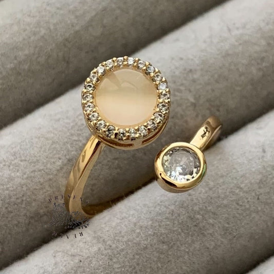 Adjustable gold fidget ring for women with cat eye stone design for anxiety relief and stress management