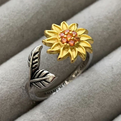 Adjustable silver engraved fidget ring for women with sunflower design for anxiety relief and stress management